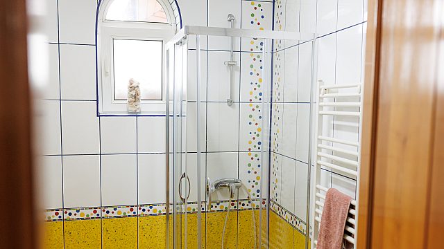 Casă individuală spațioasă - Bascov - Teren 937 mp