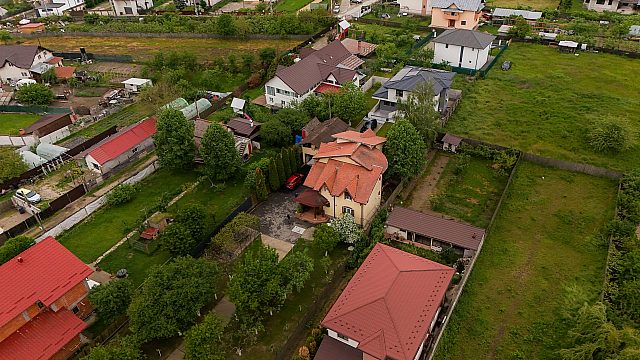 Casă individuală spațioasă - Bascov - Teren 937 mp