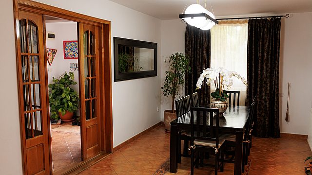 Casă individuală spațioasă - Bascov - Teren 937 mp